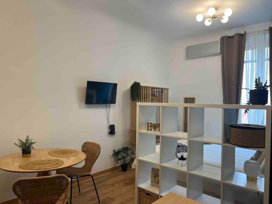 La Regina Delle Locazioni Ai Navigli 1 Apartment Milan Bagian luar foto